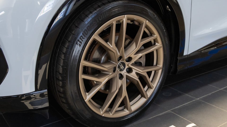 Audi Q4 e-tron 45 Competition S-line 5d