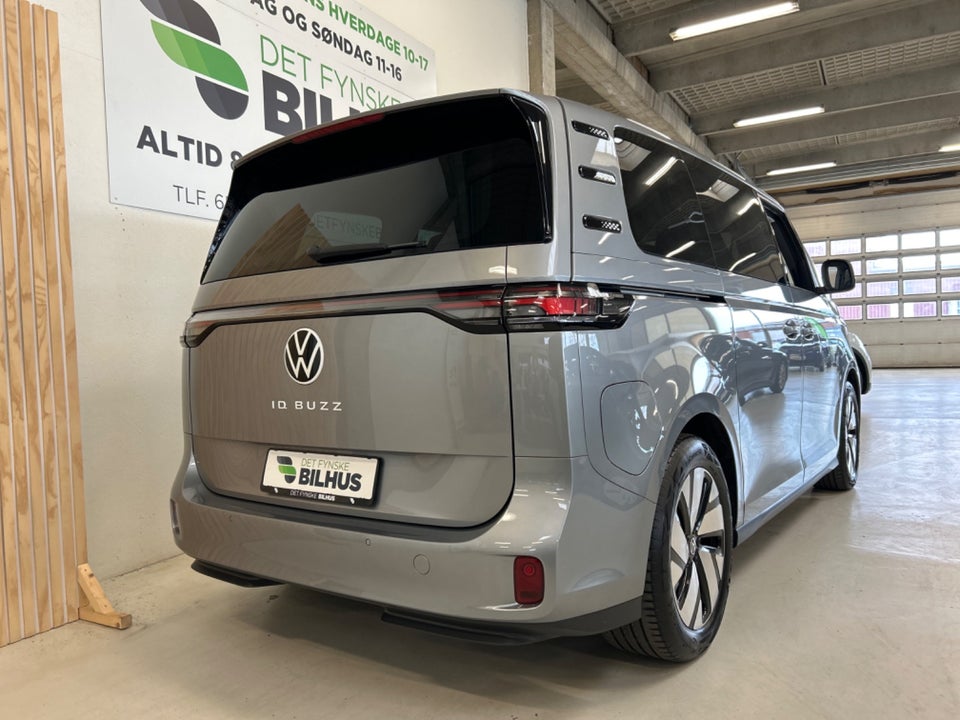 VW ID.Buzz 77 Pro Design SWB 5d