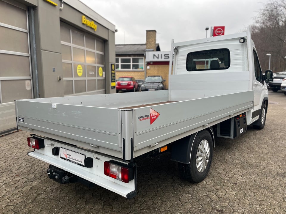 Maxus e-Deliver 9 65 L4 Chassis 2d