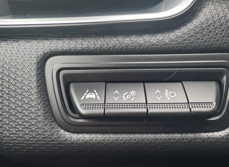 Renault Clio V 1,6 E-Tech Intens 5d