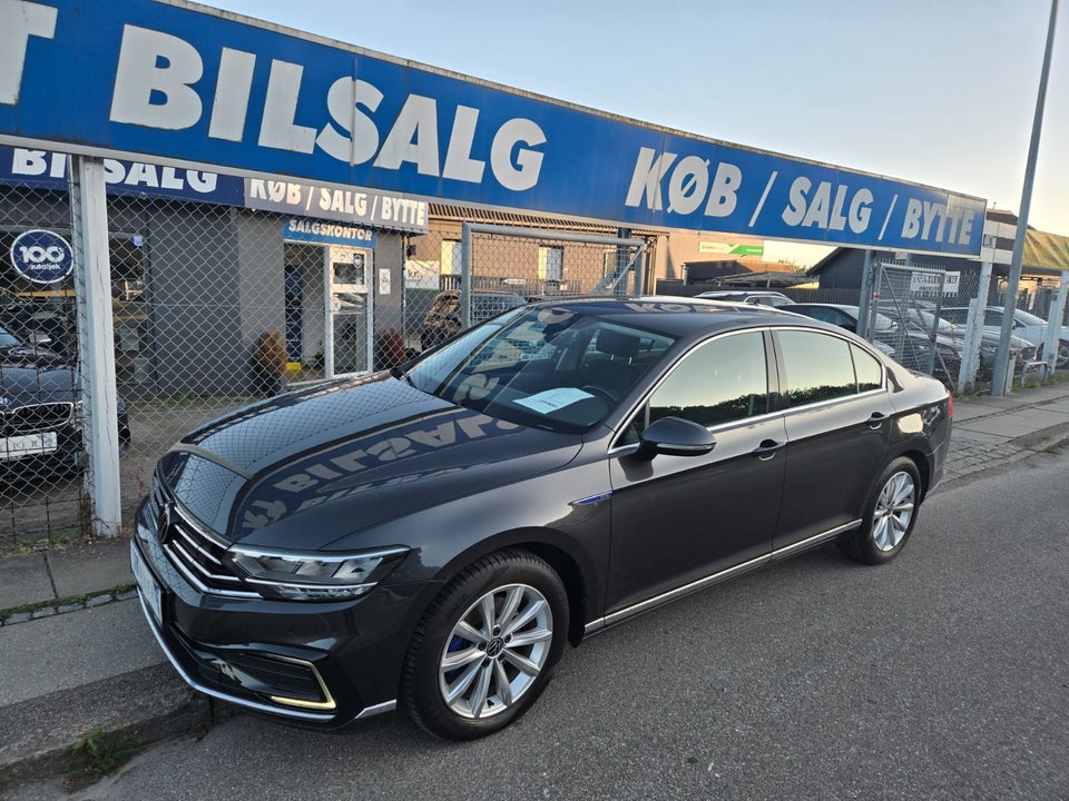 VW Passat 1,4 GTE DSG 4d