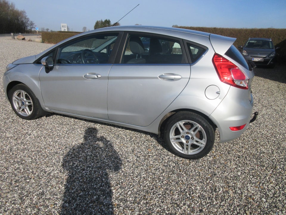 Ford Fiesta 1,0 SCTi 100 Titanium 5d