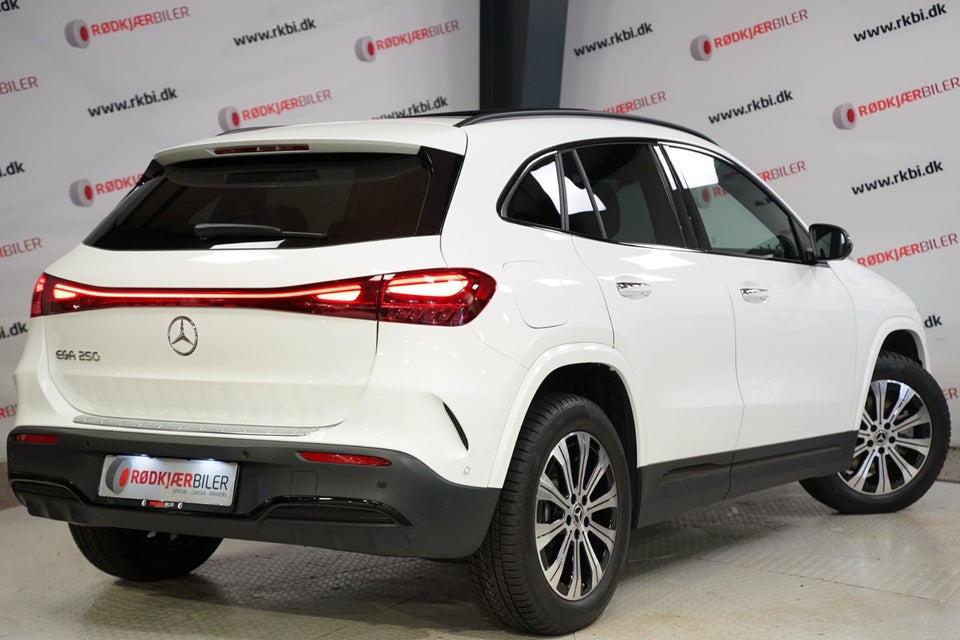 Mercedes EQA250 AMG Line 5d