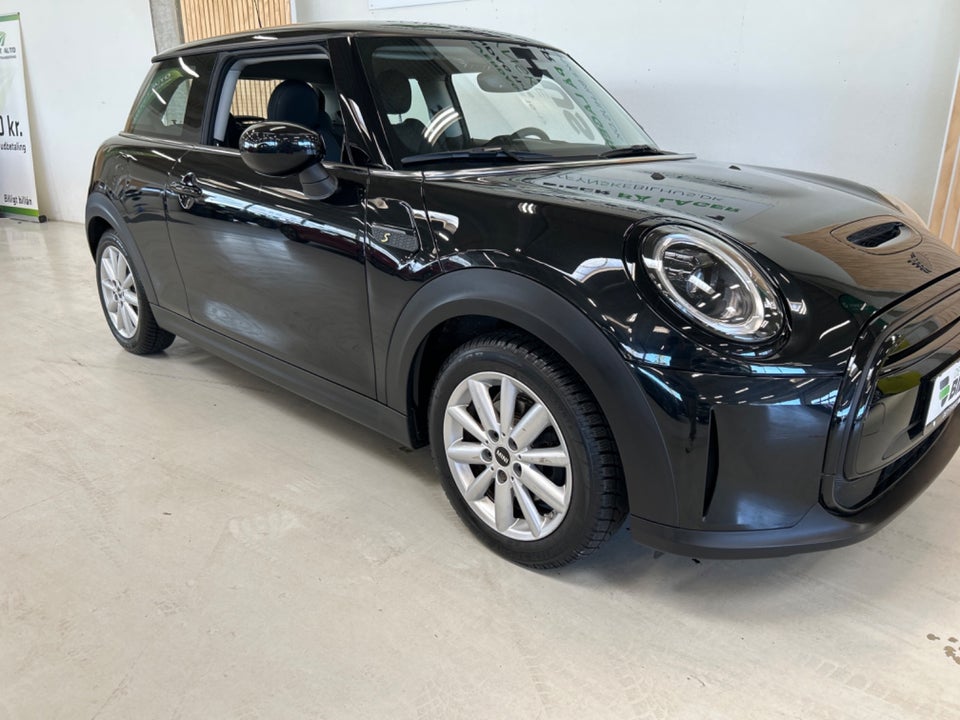 MINI Cooper SE Classic 3d