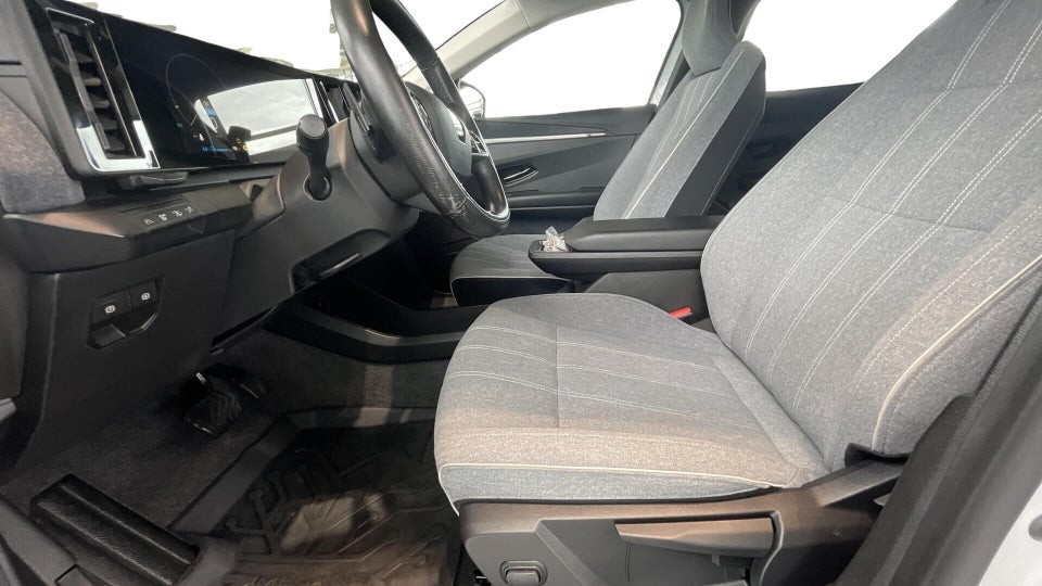Renault Megane E-Tech 40 Equilibre 5d