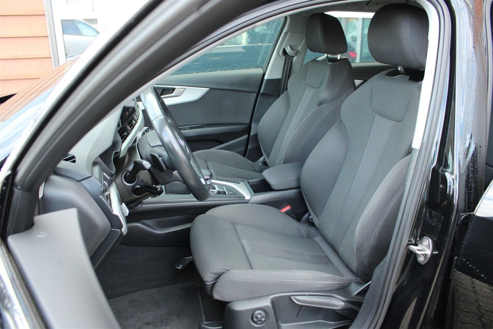 Audi A4 40 TFSi Prestige plus Avant S-tr. 5d