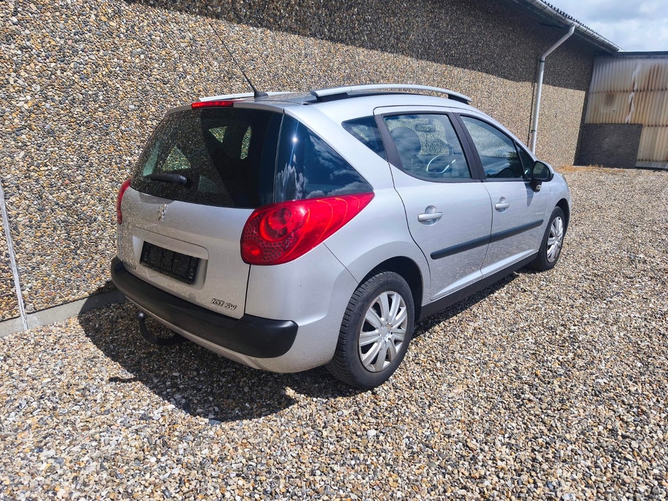 Peugeot 207 1,6 HDi 90 Comfort+ SW 5d