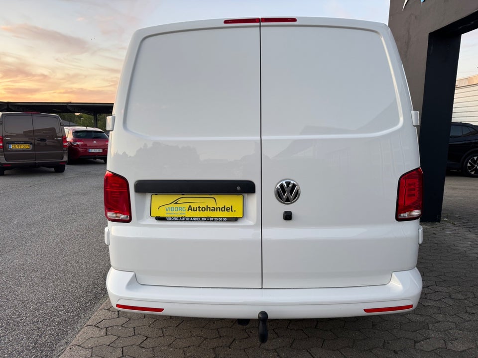 VW Transporter 2,0 TDi 150 Kassevogn DSG lang