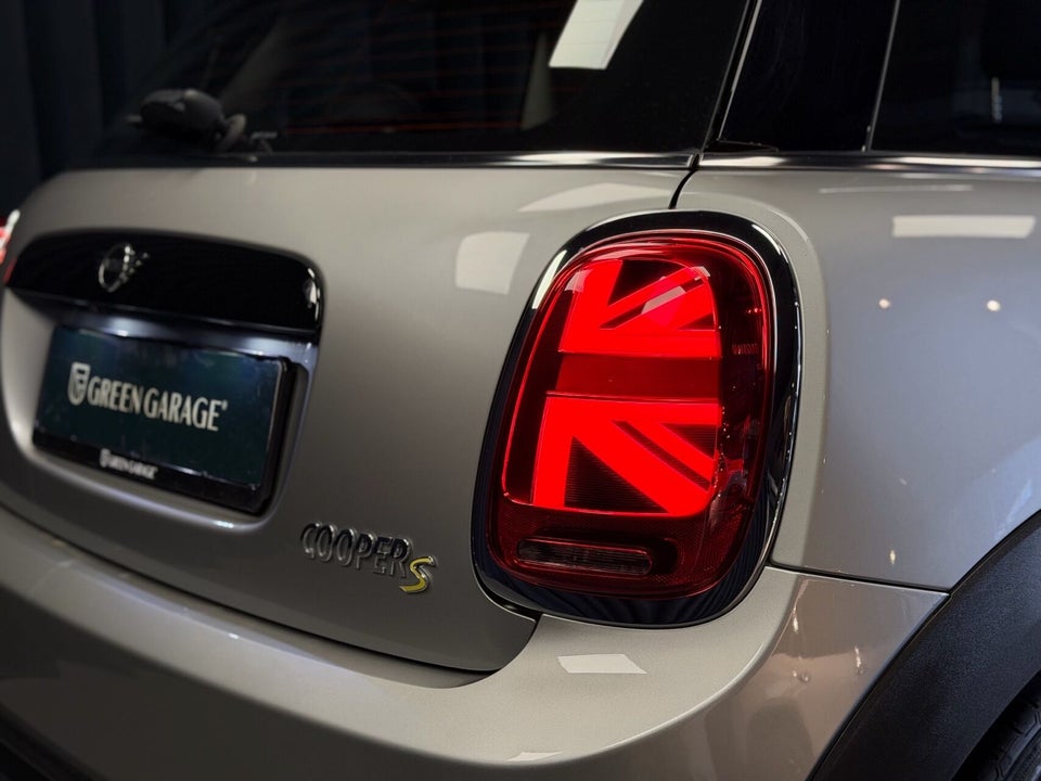 MINI Cooper SE Classic Trim 3d
