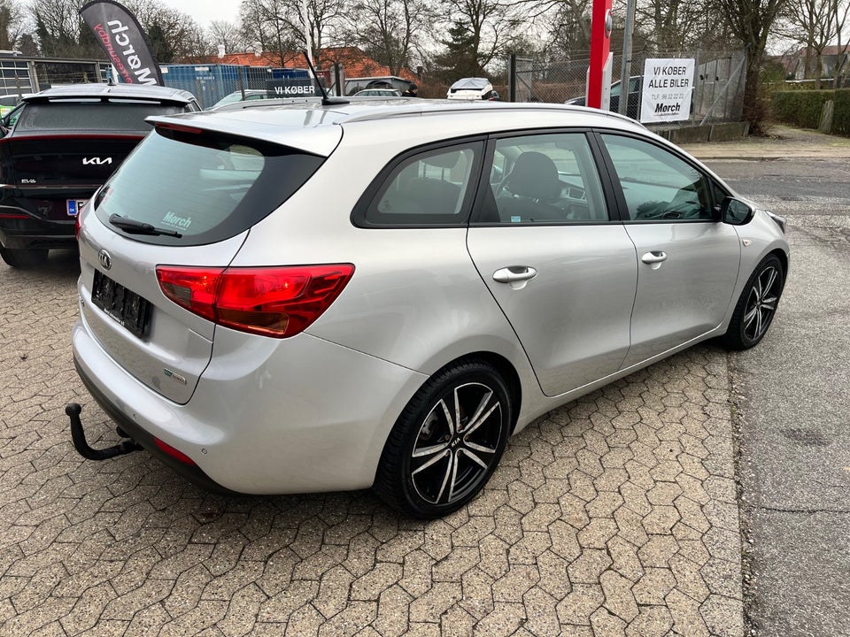 Kia Ceed 1,6 CRDi 128 Limited SW 5d