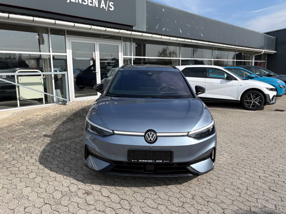 VW ID.7 77 Style Tourer 5d