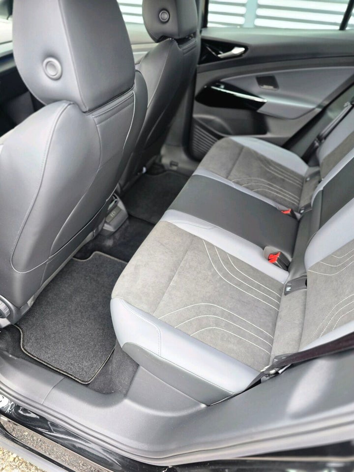 VW ID.4 77 Style 5d