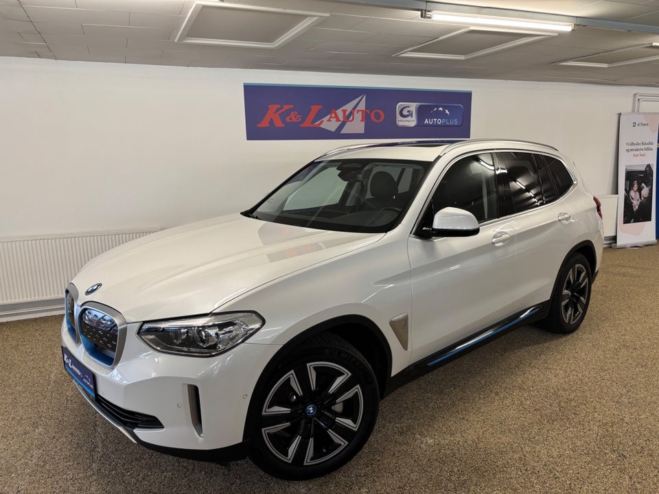 BMW iX3 Charged 5d