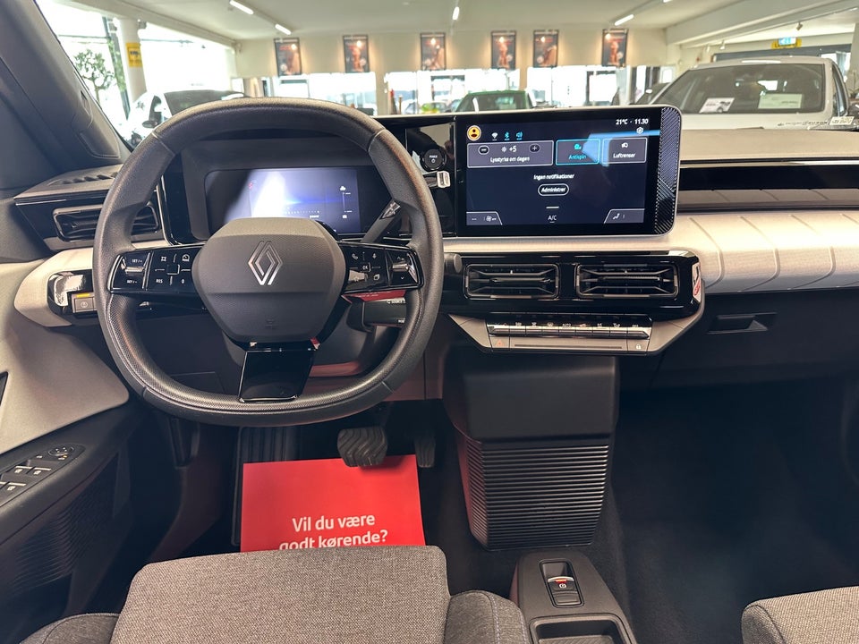 Renault 5 E-Tech 52 Techno 5d