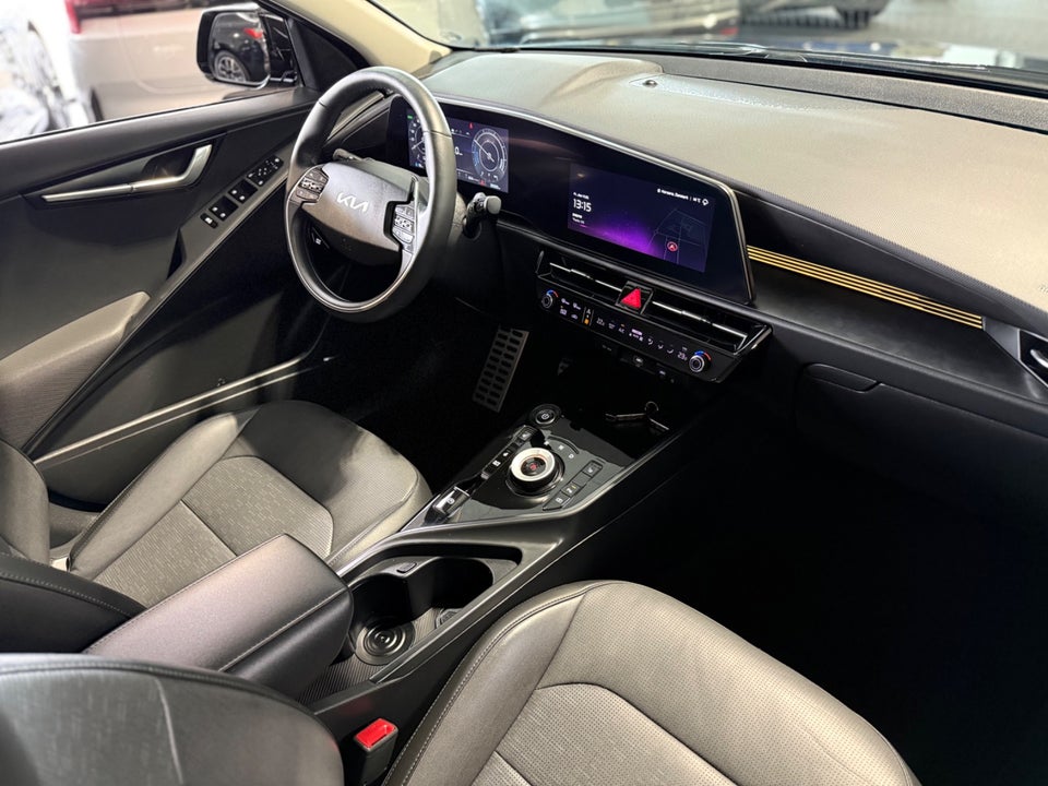 Kia Niro 64 EV Upgrade 5d