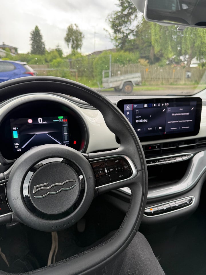 Fiat 500e 24 Action 3d