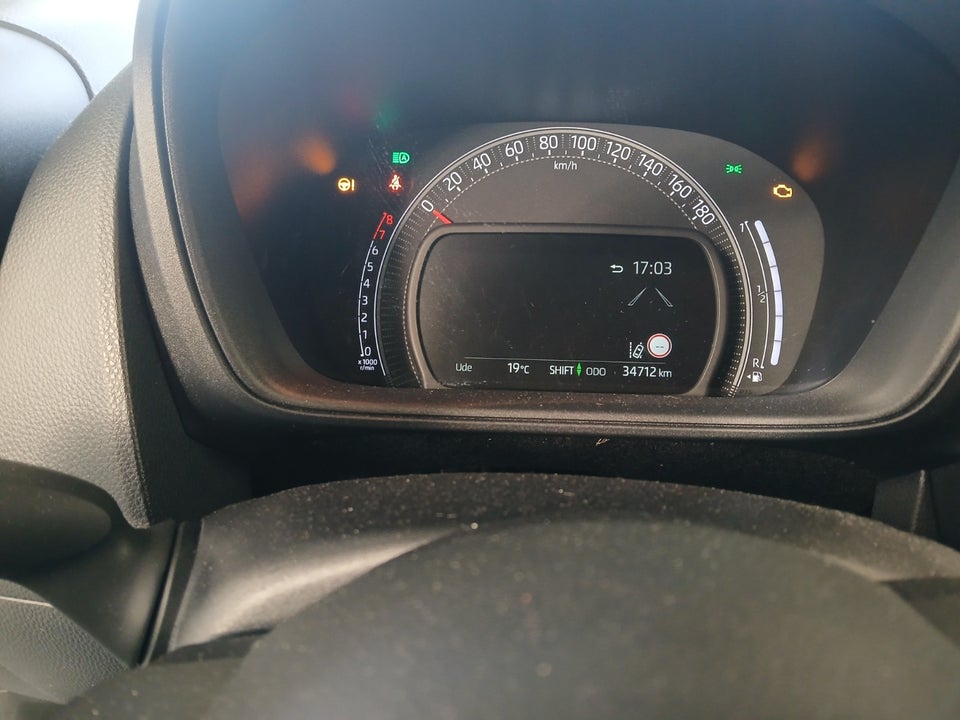 Toyota Aygo X 1,0 Play Comfort 5d