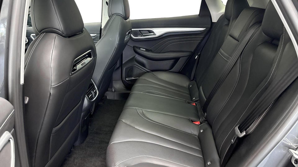 MG Marvel R Performance 5d