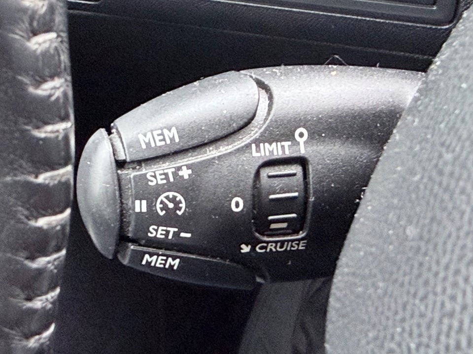 Peugeot 308 1,6 BlueHDi 120 Active SW 5d