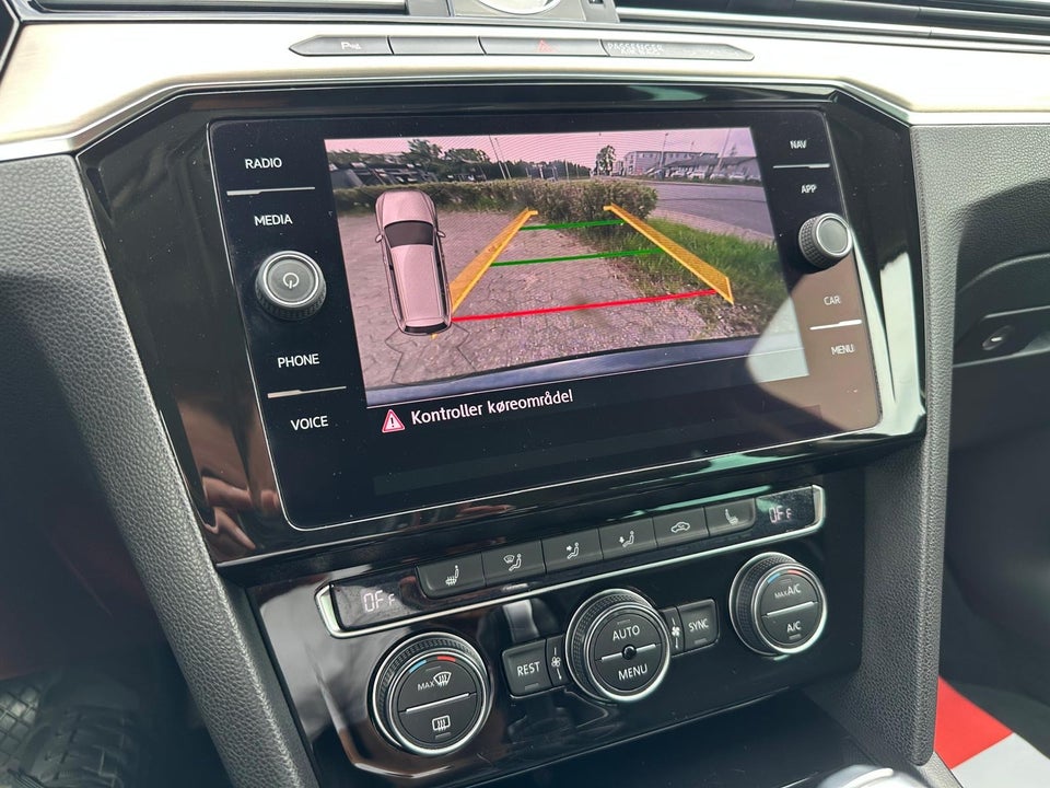 VW Passat 2,0 TSi 280 Highline Variant DSG 4Motion 5d