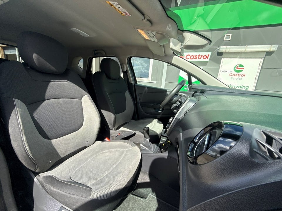 Renault Captur 0,9 TCe 90 Expression 5d