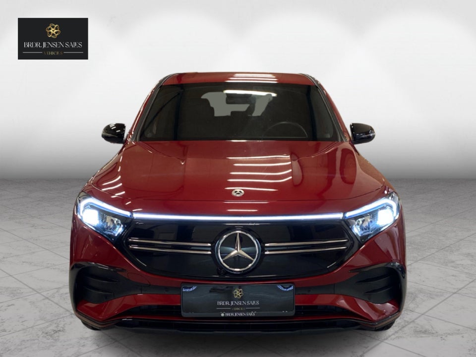 Mercedes EQB250 AMG Line 5d