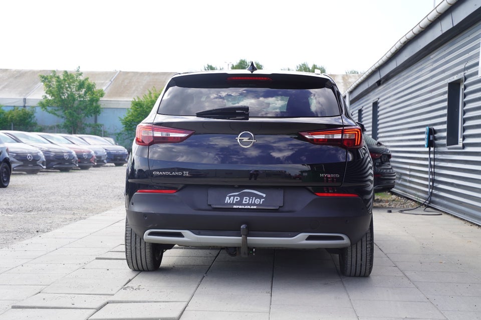 Opel Grandland X 1,6 Hybrid Ultimate aut. 5d