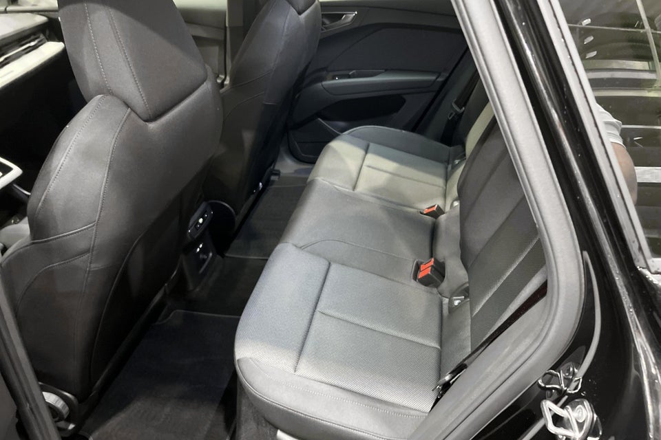 Audi Q4 e-tron 45 Progress 5d