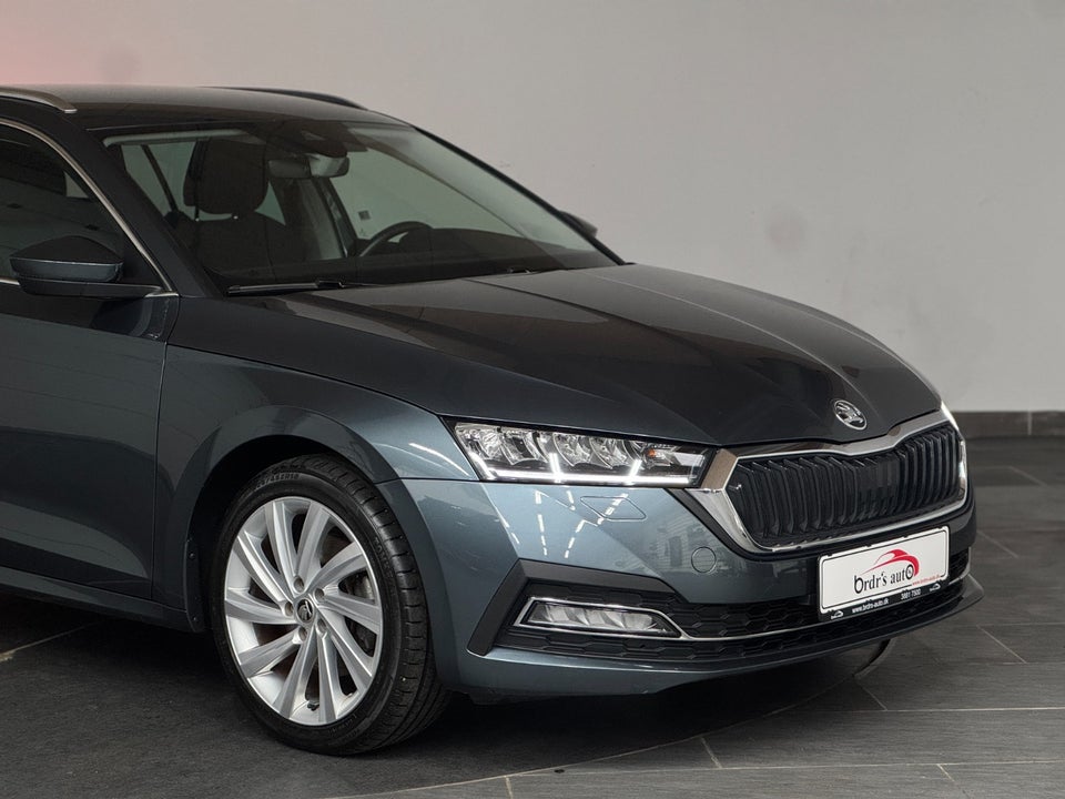 Skoda Octavia 1,4 TSi iV Plus Combi DSG 5d