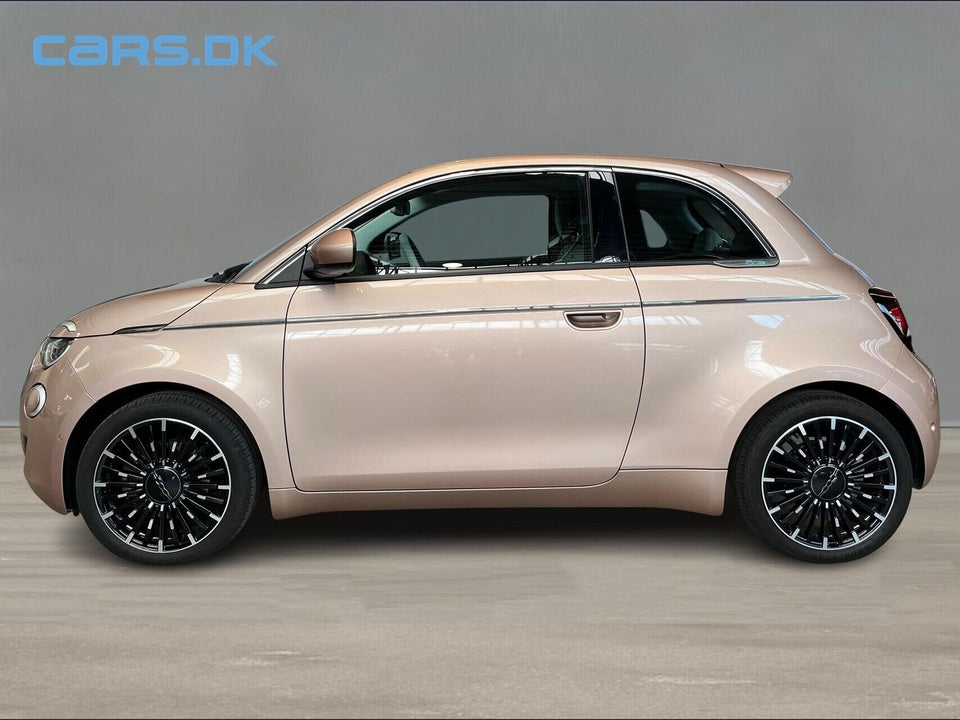 Fiat 500e 42 la Prima by Bocelli 3d