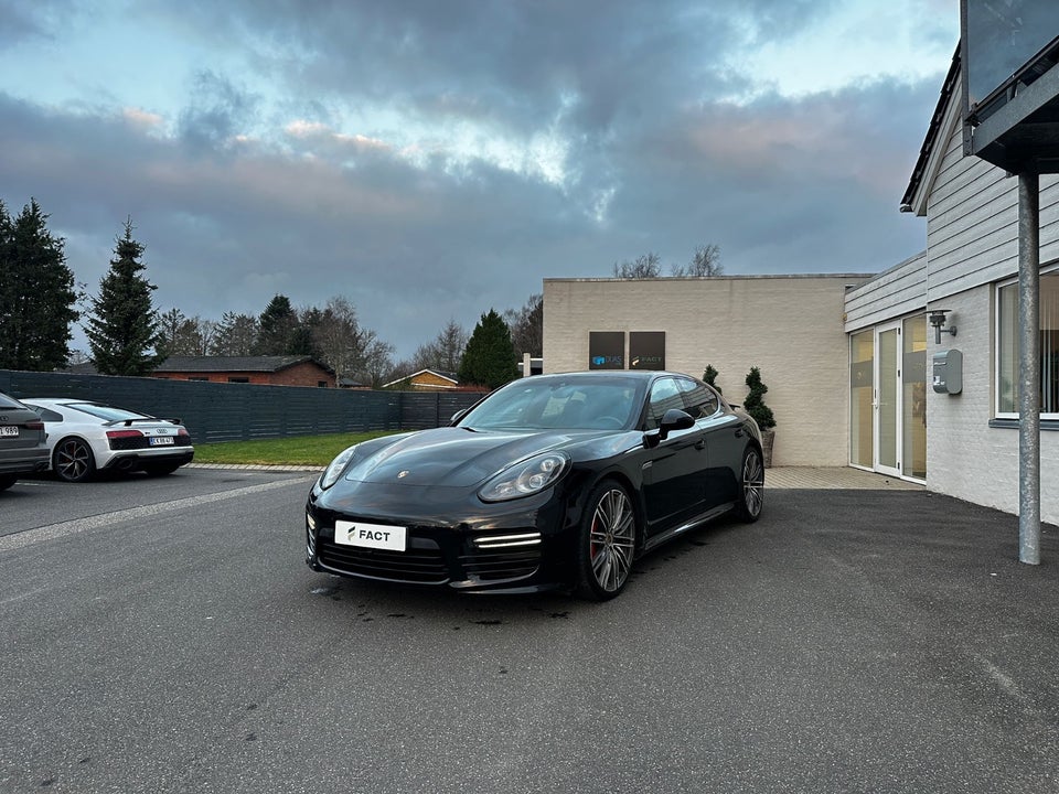 Porsche Panamera GTS 4,8 PDK 5d