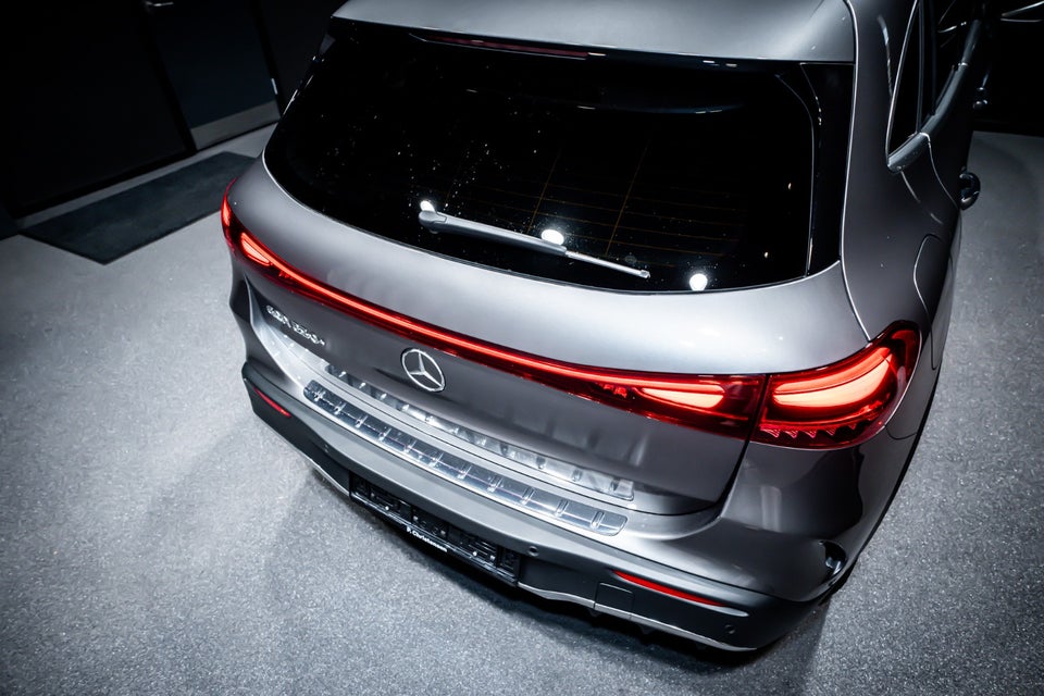 Mercedes EQA250+ AMG Premium 5d
