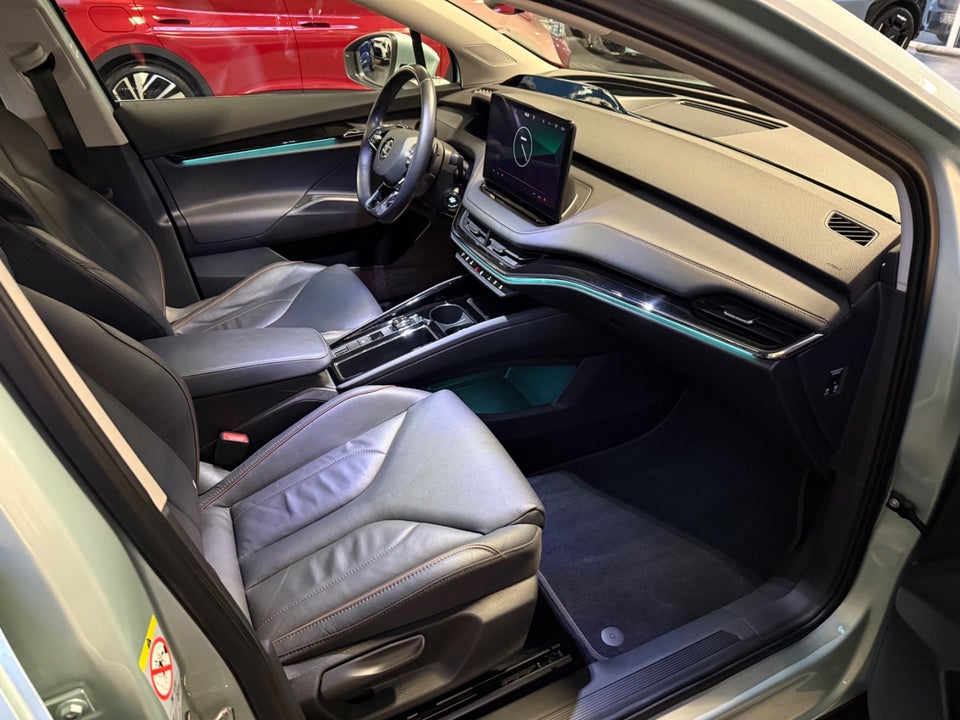Skoda Enyaq 80 iV Suite 5d