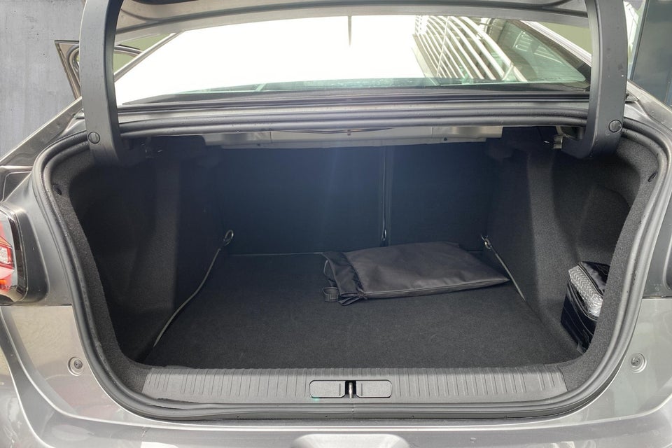 Citroën ë-C4 X 50 Plus 4d