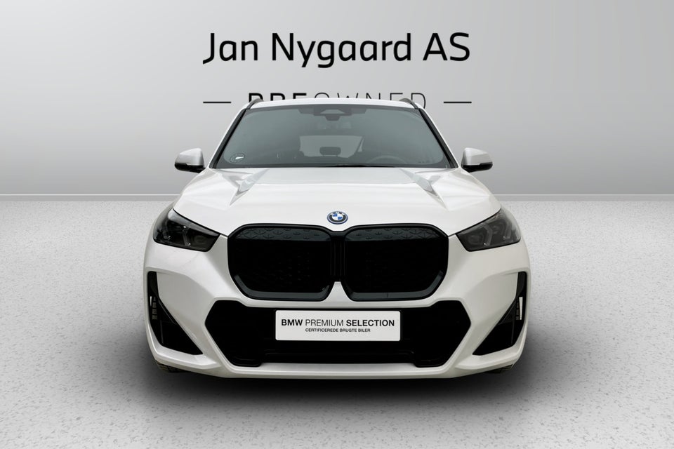 BMW iX1 xDrive30 M-Sport 5d