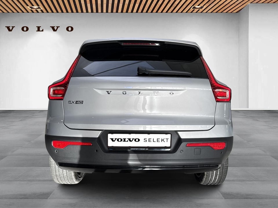 Volvo EX40 Extended Range Plus 5d