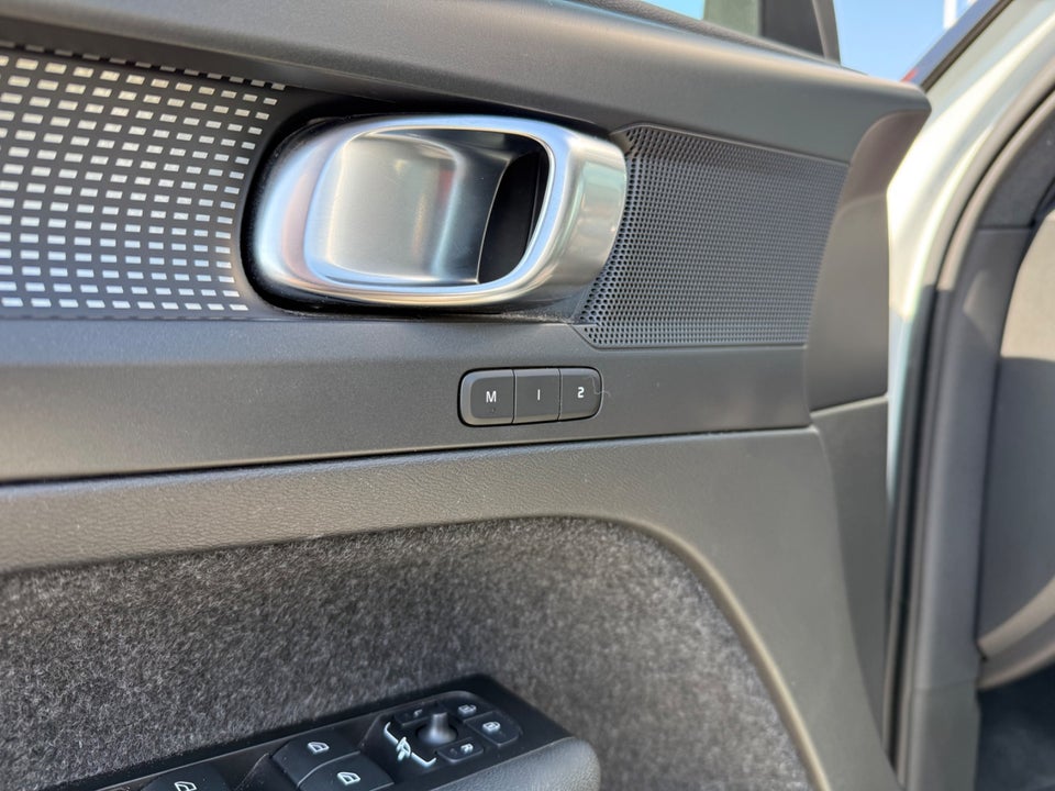 Volvo XC40 P6 ReCharge Plus 5d