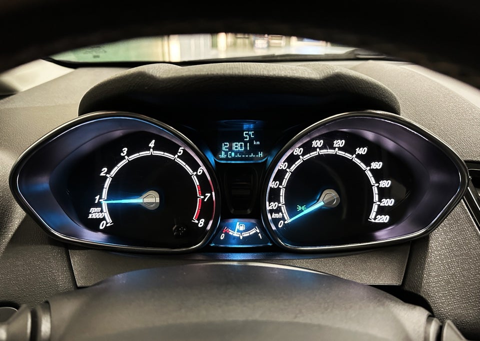 Ford Fiesta 1,0 EcoBoost Titanium 5d