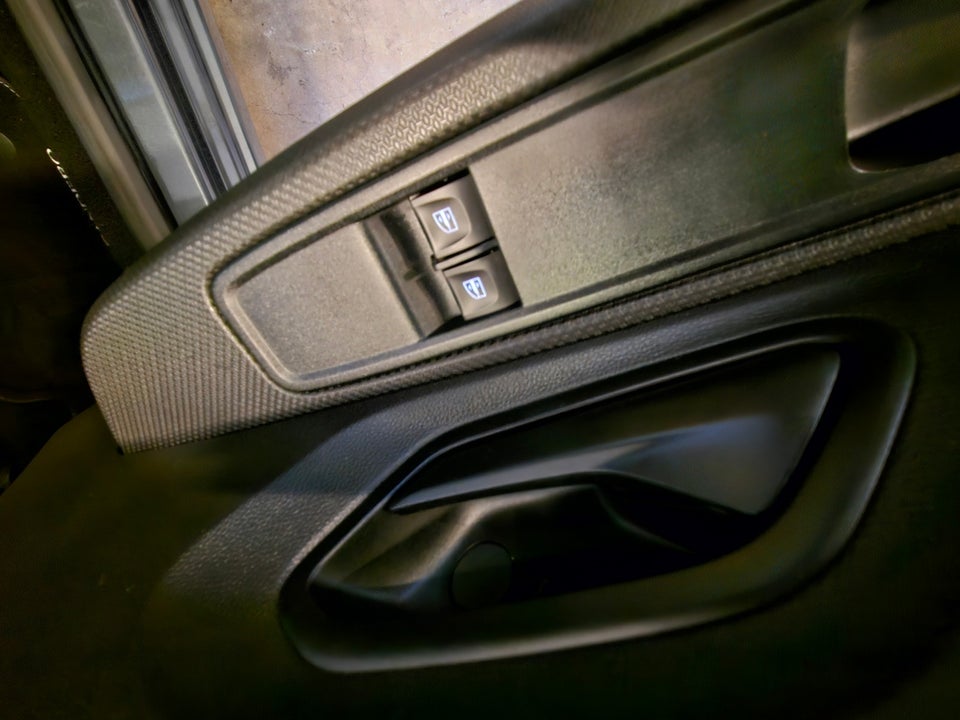 Dacia Sandero 1,0 TCe 90 Essential 5d