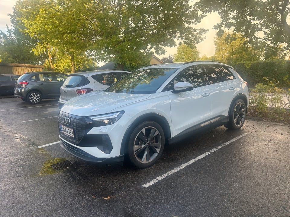 Audi Q4 e-tron 50 Attitude quattro 5d