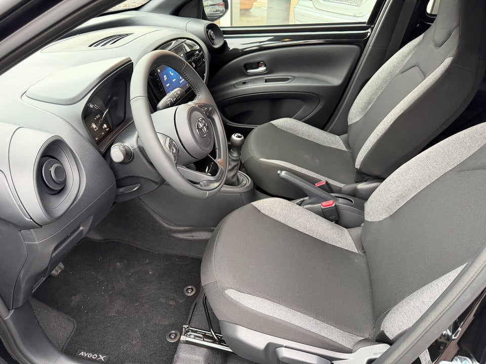 Toyota Aygo X 1,0 Active 5d
