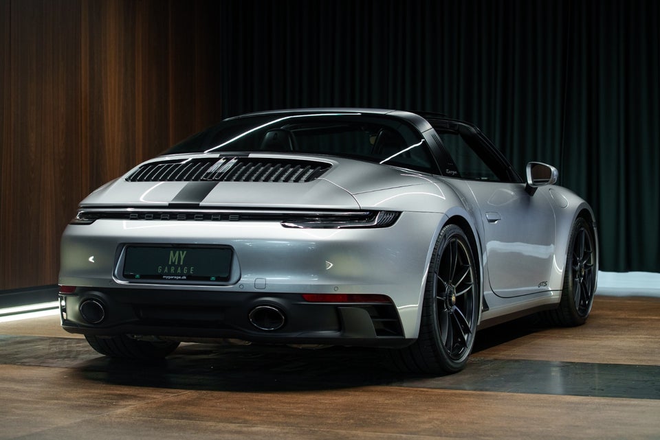 Porsche 911 Targa 4 GTS 3,0 2d
