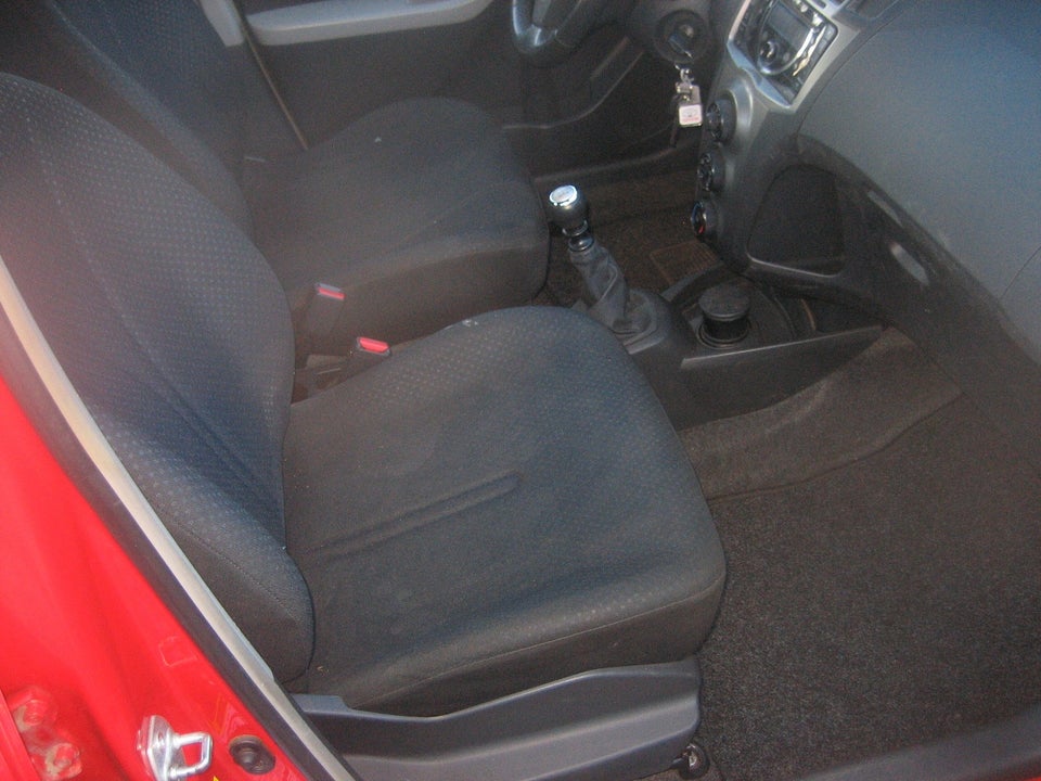 Toyota Yaris 1,3  5d