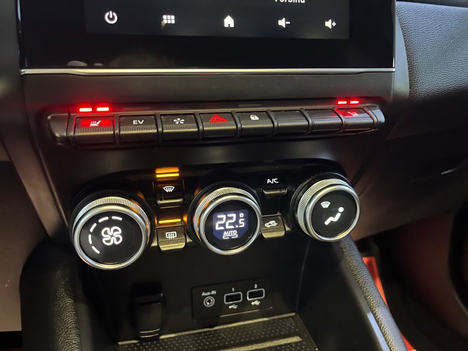 Renault Captur 1,6 E-Tech Intens 5d