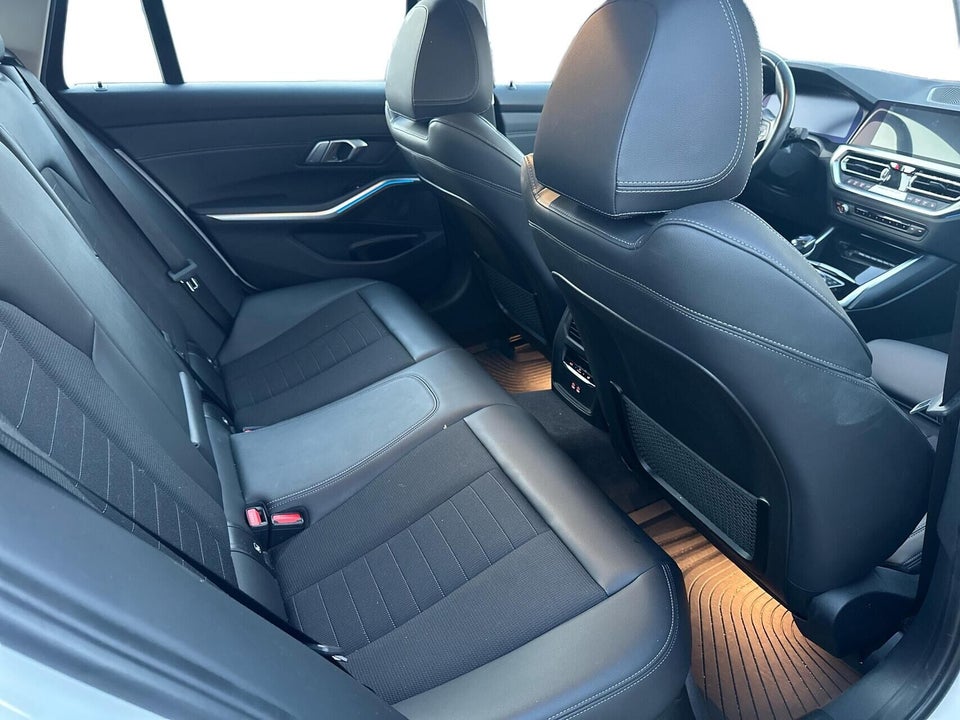BMW 330e 2,0 Touring Sport Line aut. 5d