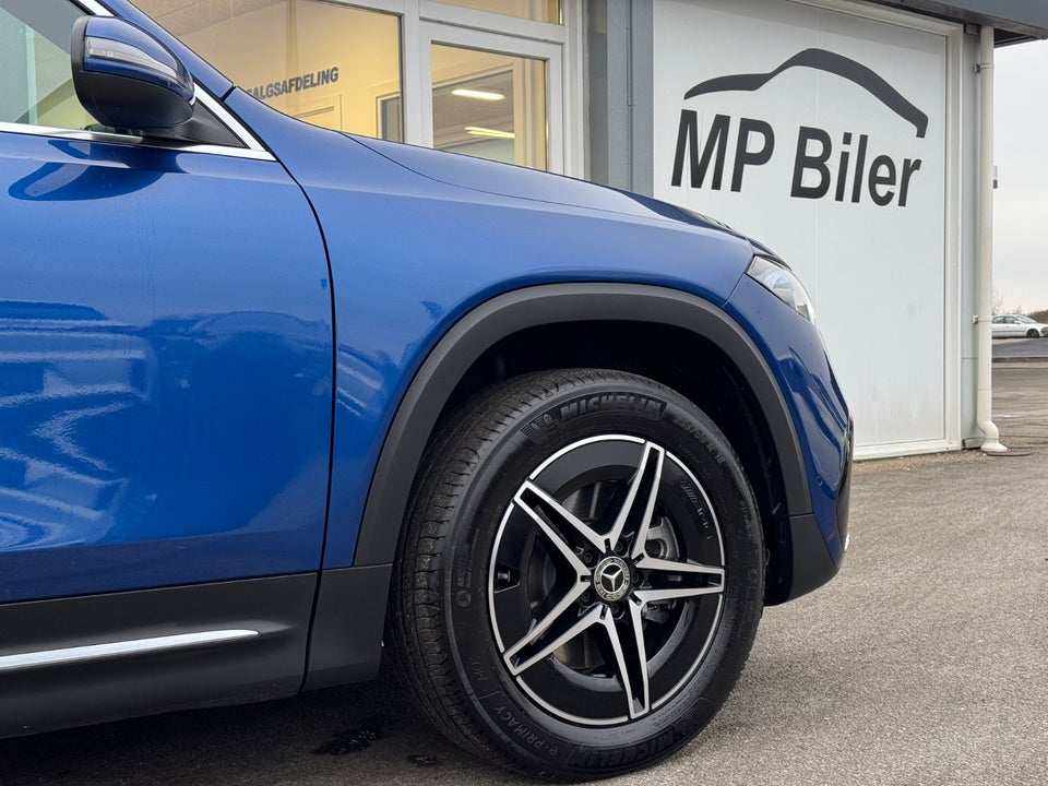 Mercedes EQB300 AMG Line 4Matic 5d