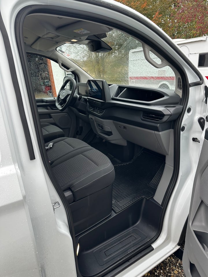 Ford E-Transit Custom 320S 64 Limited