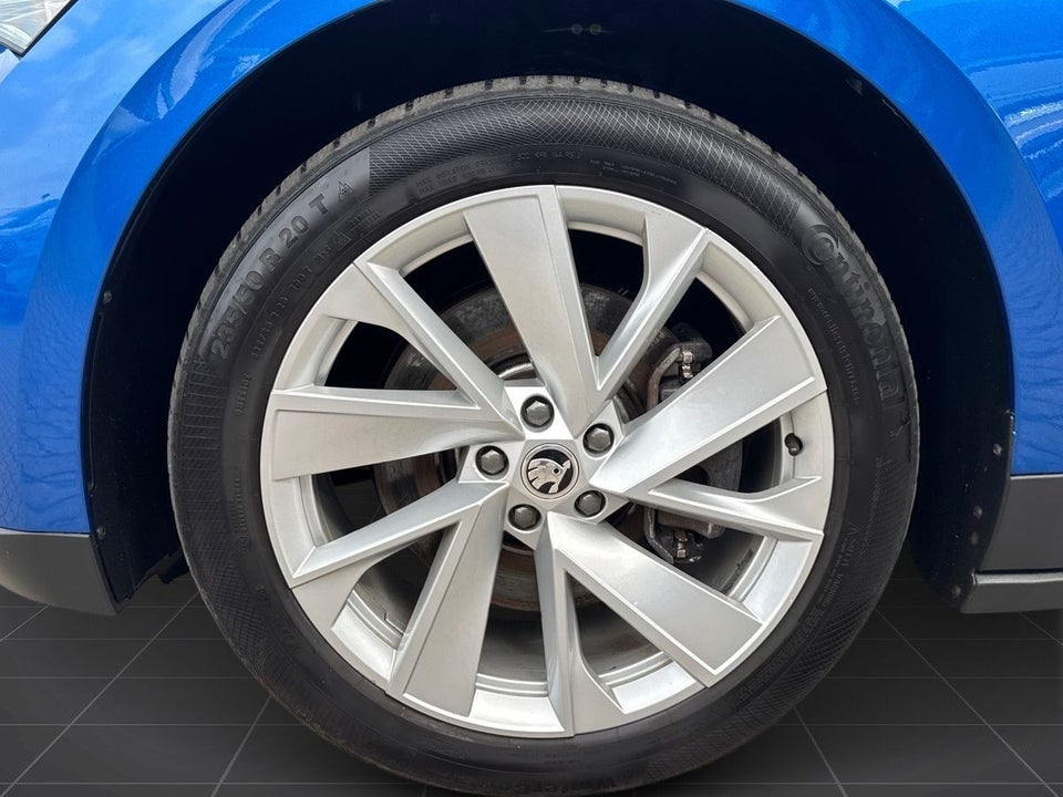 Skoda Enyaq 80 iV Loft 5d