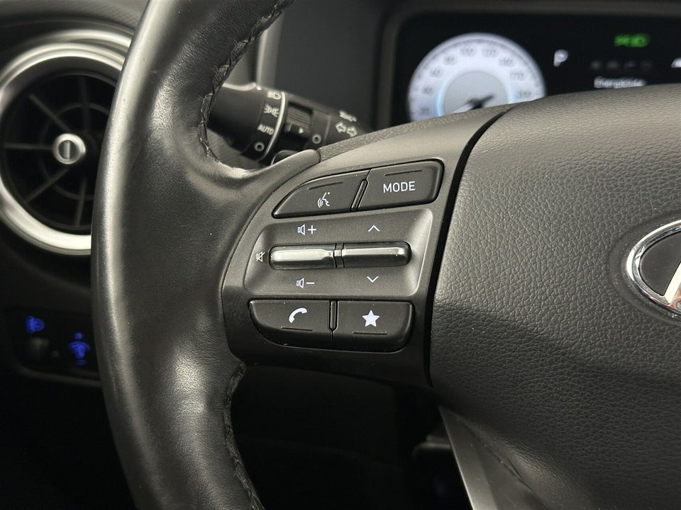 Hyundai Kona 64 EV Ultimate 5d