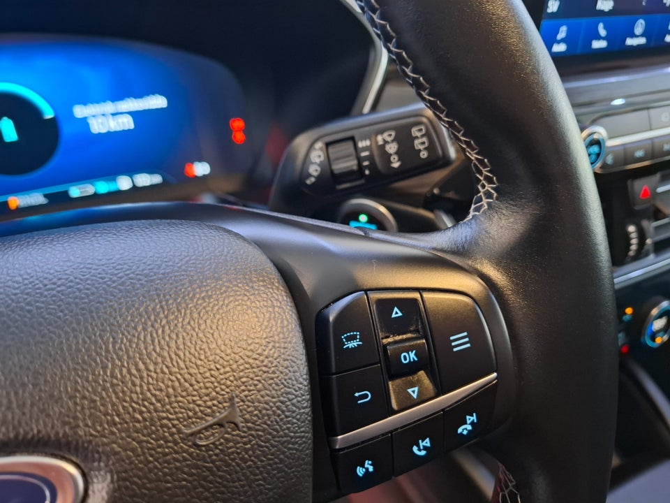 Ford Kuga 2,5 PHEV Vignale CVT 5d